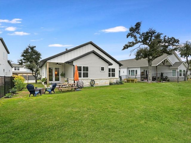 170 Bunker Ranch BLVD 16, Dripping Springs, TX 78620
