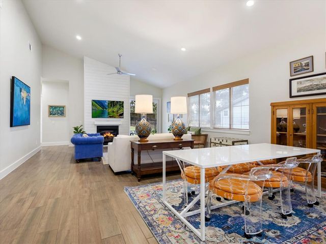 170 Bunker Ranch BLVD 16, Dripping Springs, TX 78620