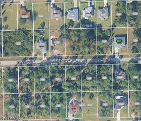 2906 52nd ST W, Lehigh Acres, FL 33971