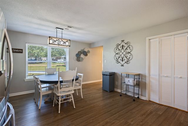 164 Arrowhead Street, Mabank, TX 75156