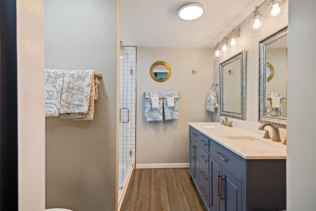 164 Arrowhead Street, Mabank, TX 75156