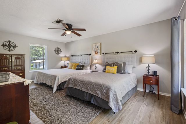 164 Arrowhead Street, Mabank, TX 75156