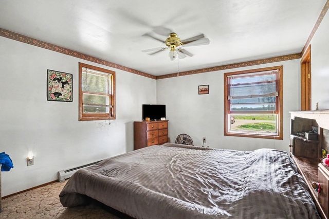 1226 66th Street, Fennville, MI 49408
