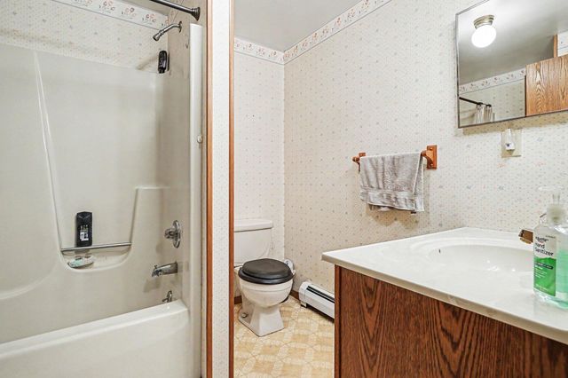 1226 66th Street, Fennville, MI 49408