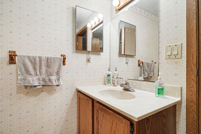 1226 66th Street, Fennville, MI 49408