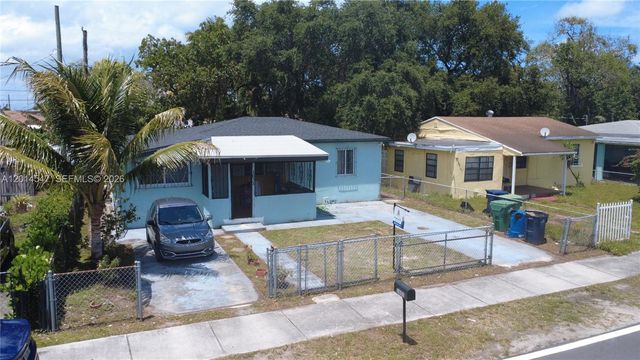 1631 NW 114th St, Miami, FL 33167