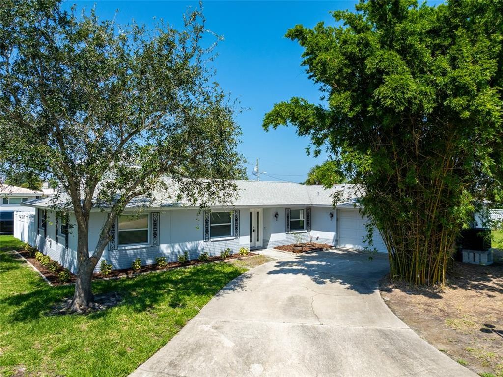 2276 CAROLYN DRIVE, Dunedin, FL 34698