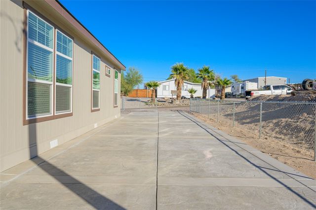4562 Tule Drive, Topock, AZ 86436