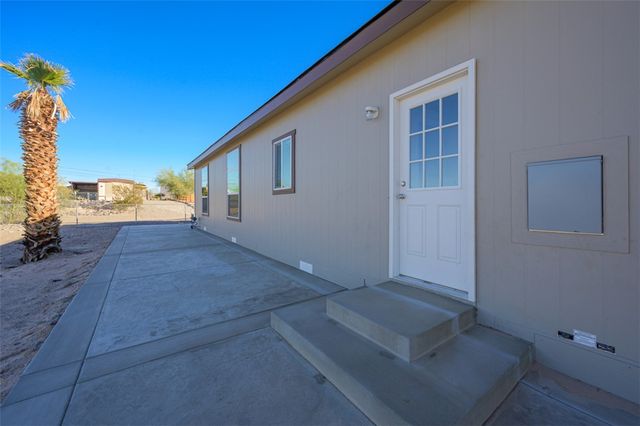 4562 Tule Drive, Topock, AZ 86436