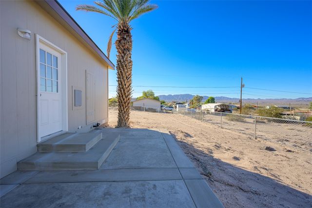 4562 Tule Drive, Topock, AZ 86436