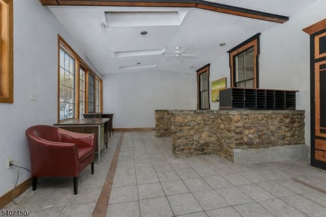 50 Drakestown Rd, Mount Olive Twp., NJ 07840