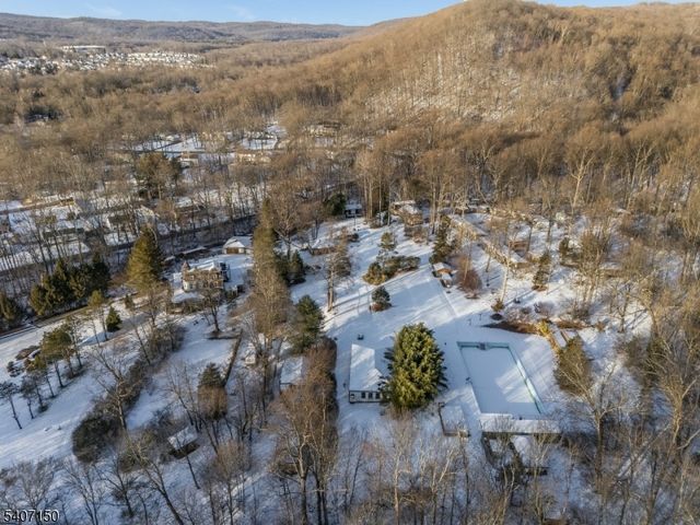 50 Drakestown Rd, Mount Olive Twp., NJ 07840