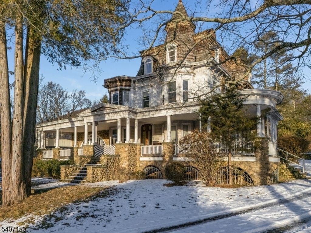 50 Drakestown Rd, Mount Olive Twp., NJ 07840