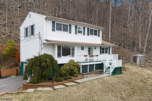 629 W Shore Trl, Sparta Twp., NJ 07871