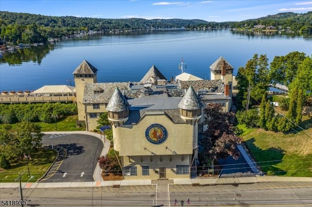 629 W Shore Trl, Sparta Twp., NJ 07871