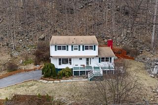 629 W Shore Trl, Sparta Twp., NJ 07871