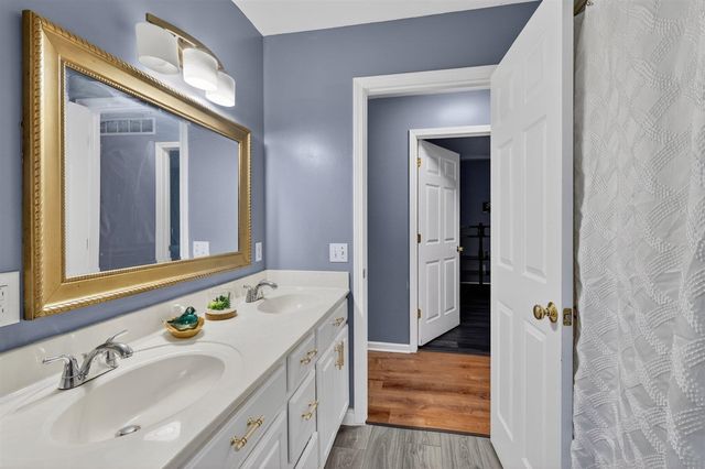 1105 Hazen Street, Grand Rapids, MI 49507