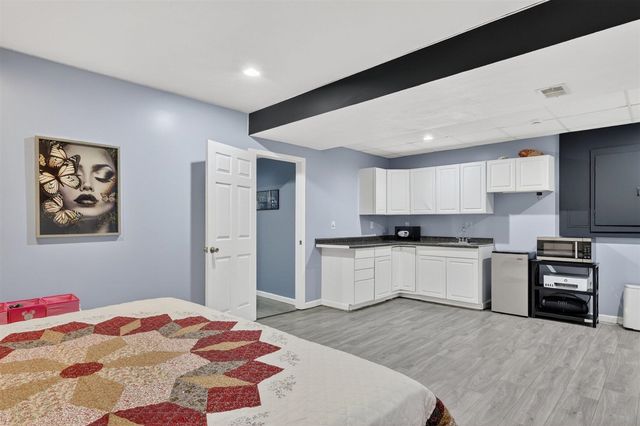 1105 Hazen Street, Grand Rapids, MI 49507