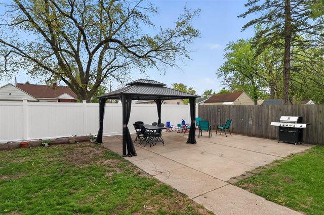1105 Hazen Street, Grand Rapids, MI 49507