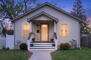 1105 Hazen Street, Grand Rapids, MI 49507