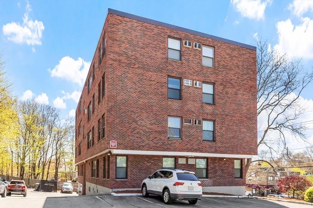 122 Main Street 100, Stoneham, MA 02180