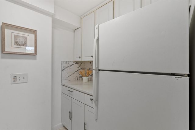 122 Main Street 100, Stoneham, MA 02180