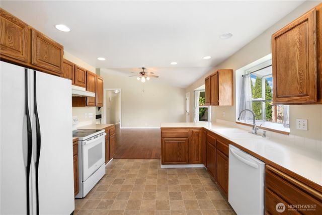 2947 Edel Avenue, Enumclaw, WA 98022