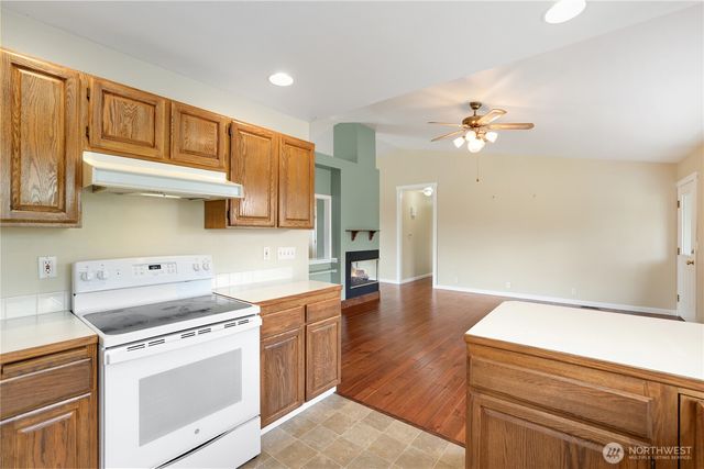 2947 Edel Avenue, Enumclaw, WA 98022