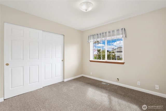 2947 Edel Avenue, Enumclaw, WA 98022