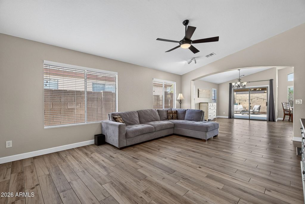 14850 W VENTURA Street, Surprise, AZ 85379 — photo 4
