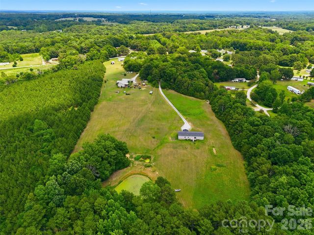 2245 Carter Hill Lane, Lancaster, SC 29720