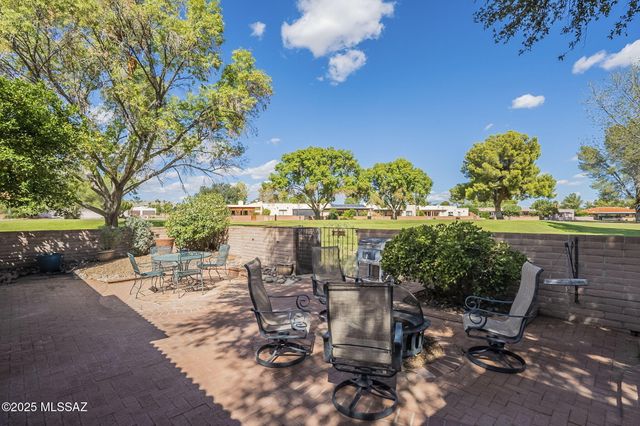 1006 N Paseo Iris, Green Valley, AZ 85614
