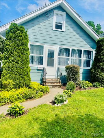 223 Cloveridge Drive, Syracuse, NY 13206