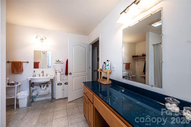460 Sunset Street, Granite Falls, NC 28630
