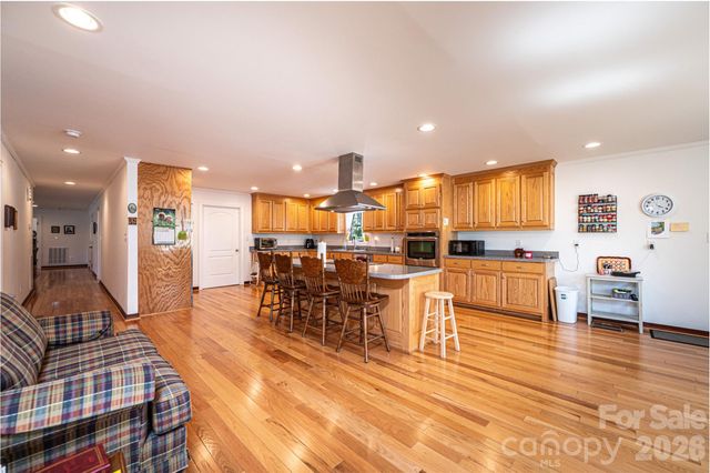 460 Sunset Street, Granite Falls, NC 28630