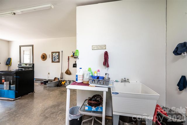 460 Sunset Street, Granite Falls, NC 28630