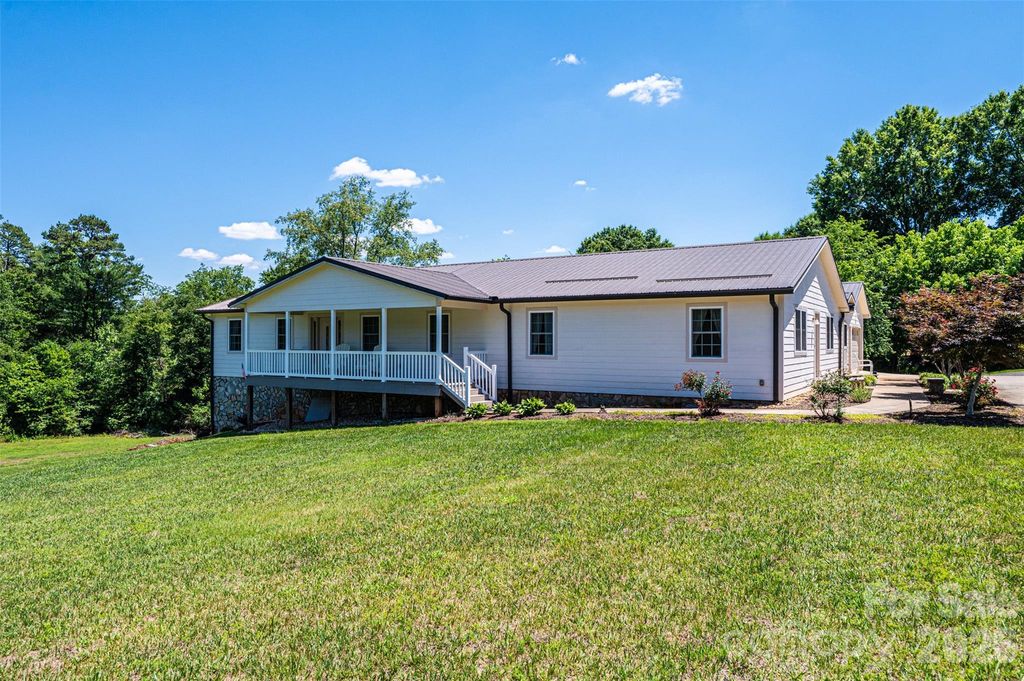 460 Sunset Street, Granite Falls, NC 28630