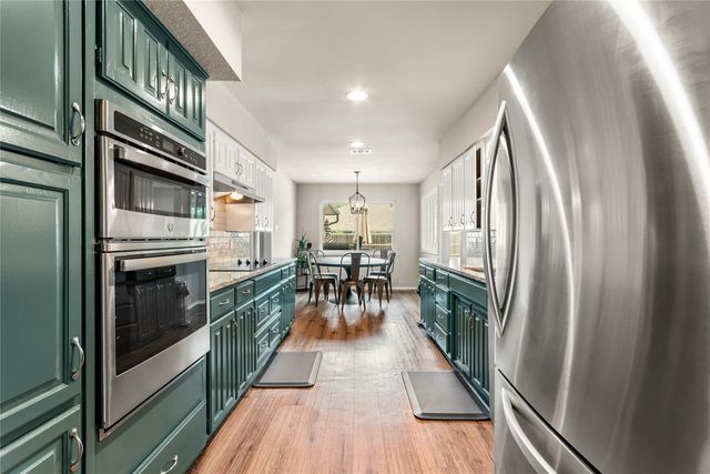 1125 Wingate Drive, Bedford, TX 76021