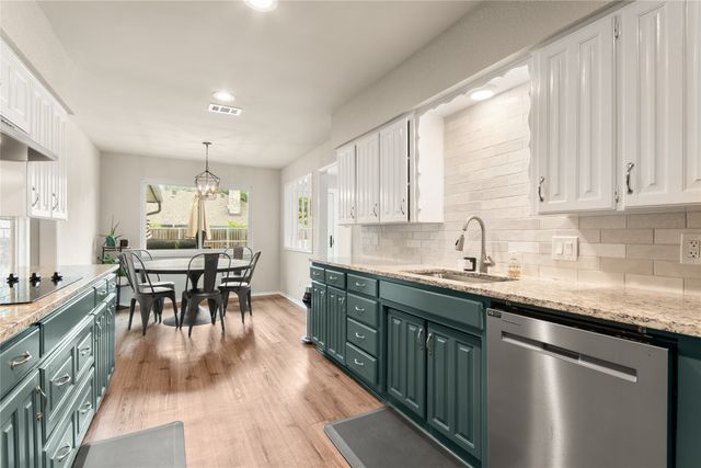 1125 Wingate Drive, Bedford, TX 76021