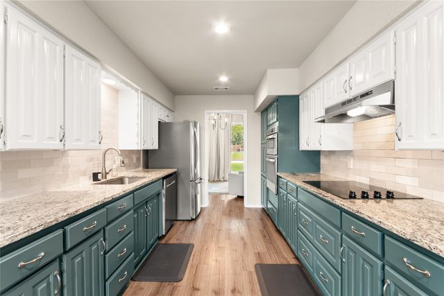 1125 Wingate Drive, Bedford, TX 76021