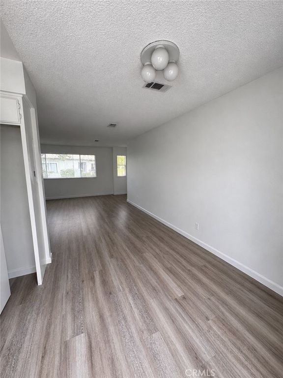 Image 3 of property listing at 3875 Vista Campana S, Oceanside, CA 92057