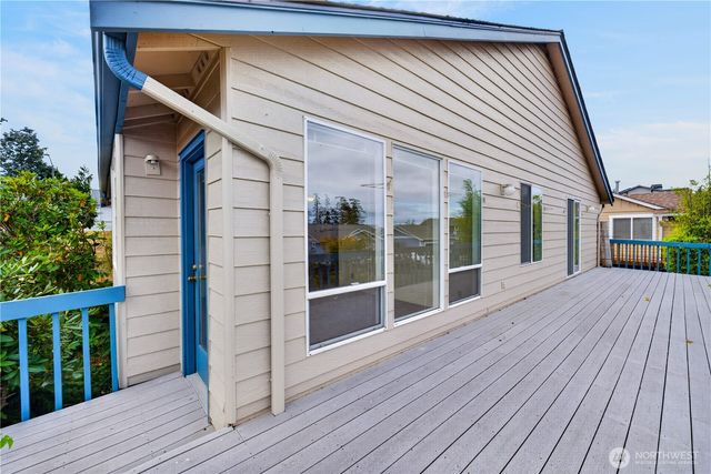 3812 W 3rd Street, Anacortes, WA 98221