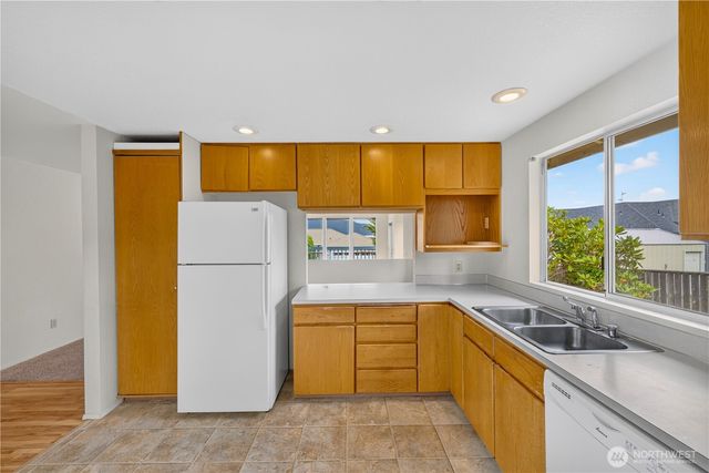 3812 W 3rd Street, Anacortes, WA 98221