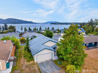 3812 W 3rd Street, Anacortes, WA 98221
