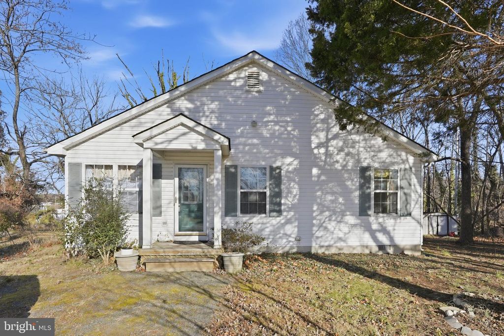 12350 NEALE SOUND DR, Cobb Island, MD 20625