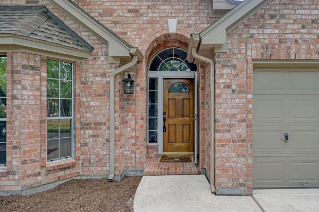 95 N Crossed Birch Place, The Woodlands, TX 77381