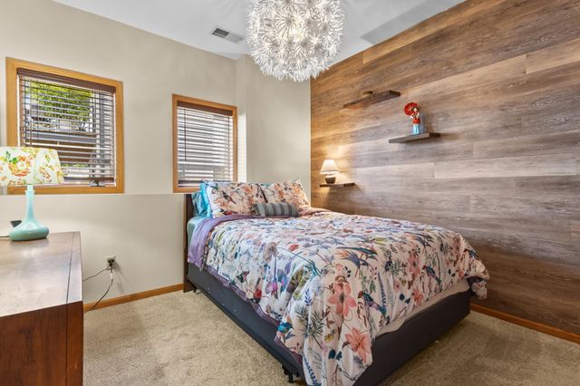 15267 Fairbanks Trail NE, Prior Lake, MN 55372