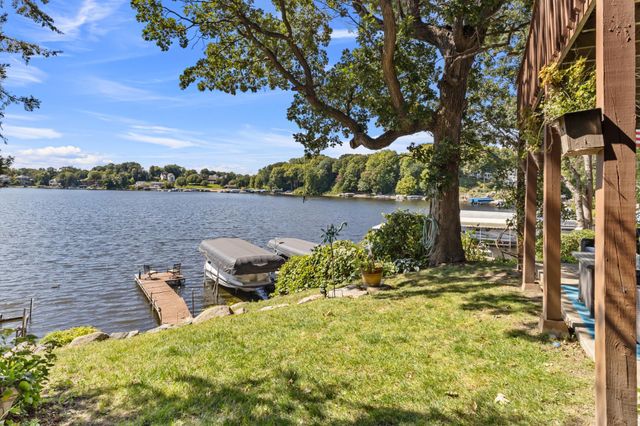 15267 Fairbanks Trail NE, Prior Lake, MN 55372