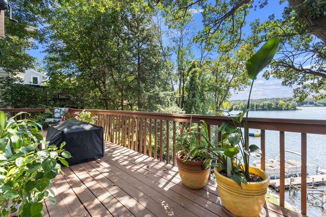 15267 Fairbanks Trail NE, Prior Lake, MN 55372