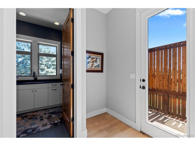 7085 S Waco St, Foxfield, CO 80016